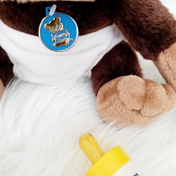 SOLD. Vintage Dakin monkey plush - Picture 4 of 14